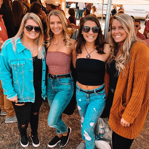 Meet your Posher, Morgan - Picture 1 of 1